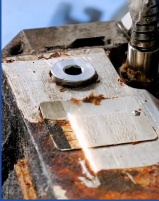 Handheld Laser Cleaner For Rust & Paint Removal suppliers Handheld Laser Cleaner For Rust & Paint Removal suppliers