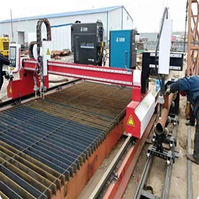 CNC Heavy-Duty Gantry Plasma Cutting Machine